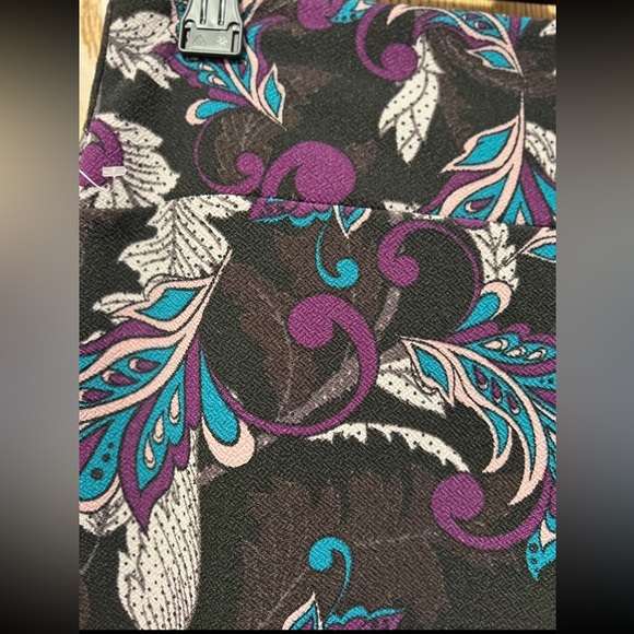 Lularoe multi colored (black,purple,teal,cream) pencil skirt in a size XL - Picture 3 of 4